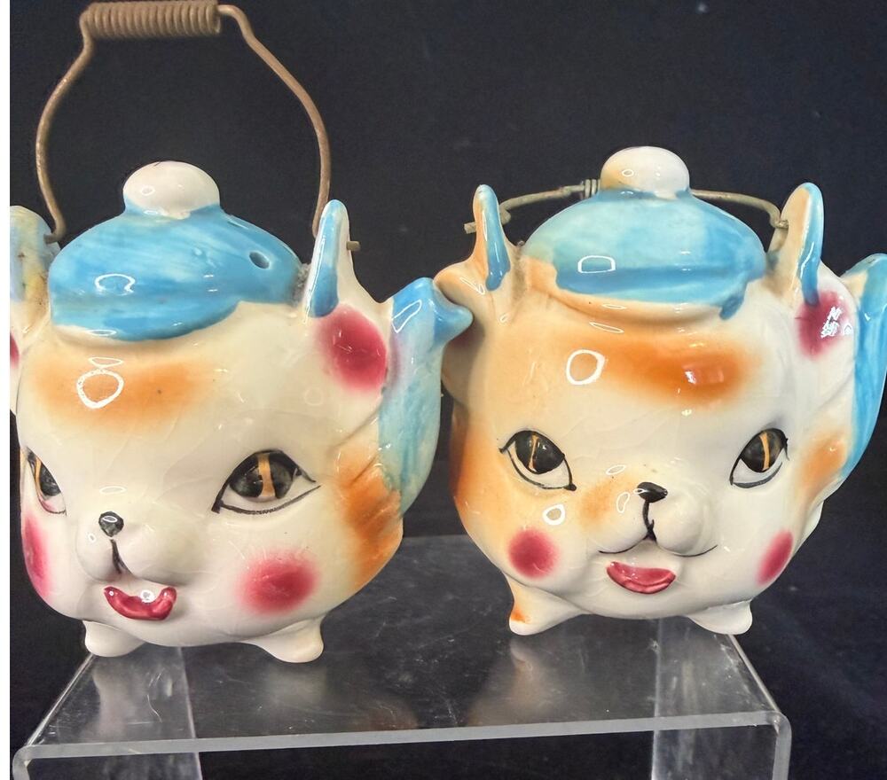 Vintage Anthropomorphic Cat Teapot Salt & Pepper Shakers  Japan Mid-Century Pair
